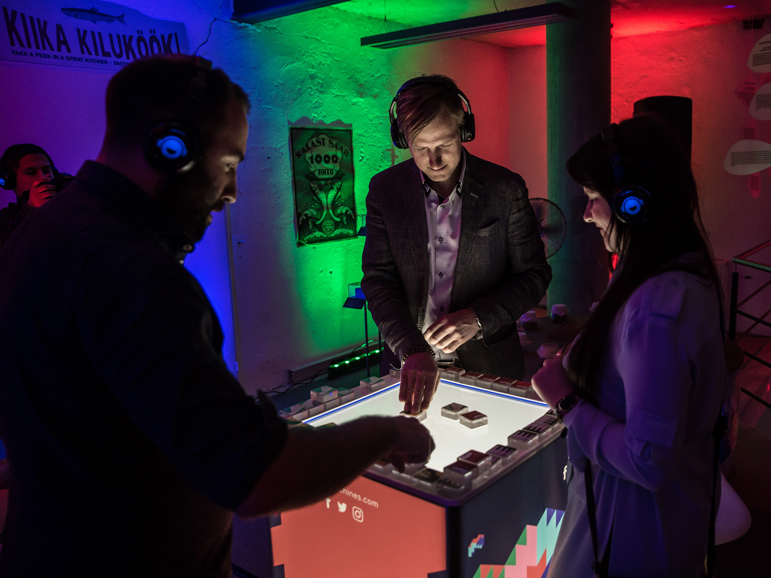 FotoStop interactive music machine for event guests